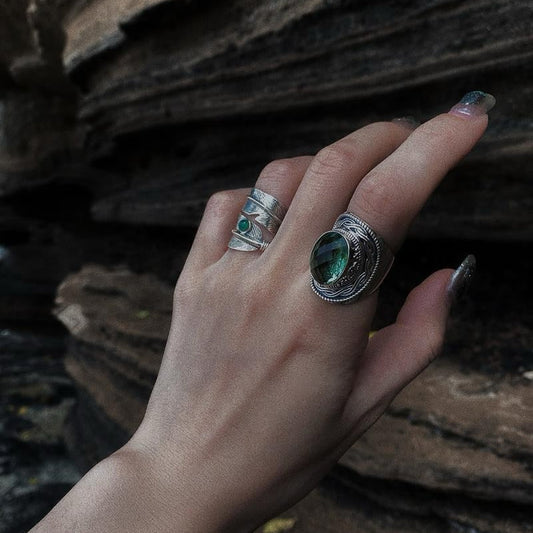 Vintage Green Stone Ring