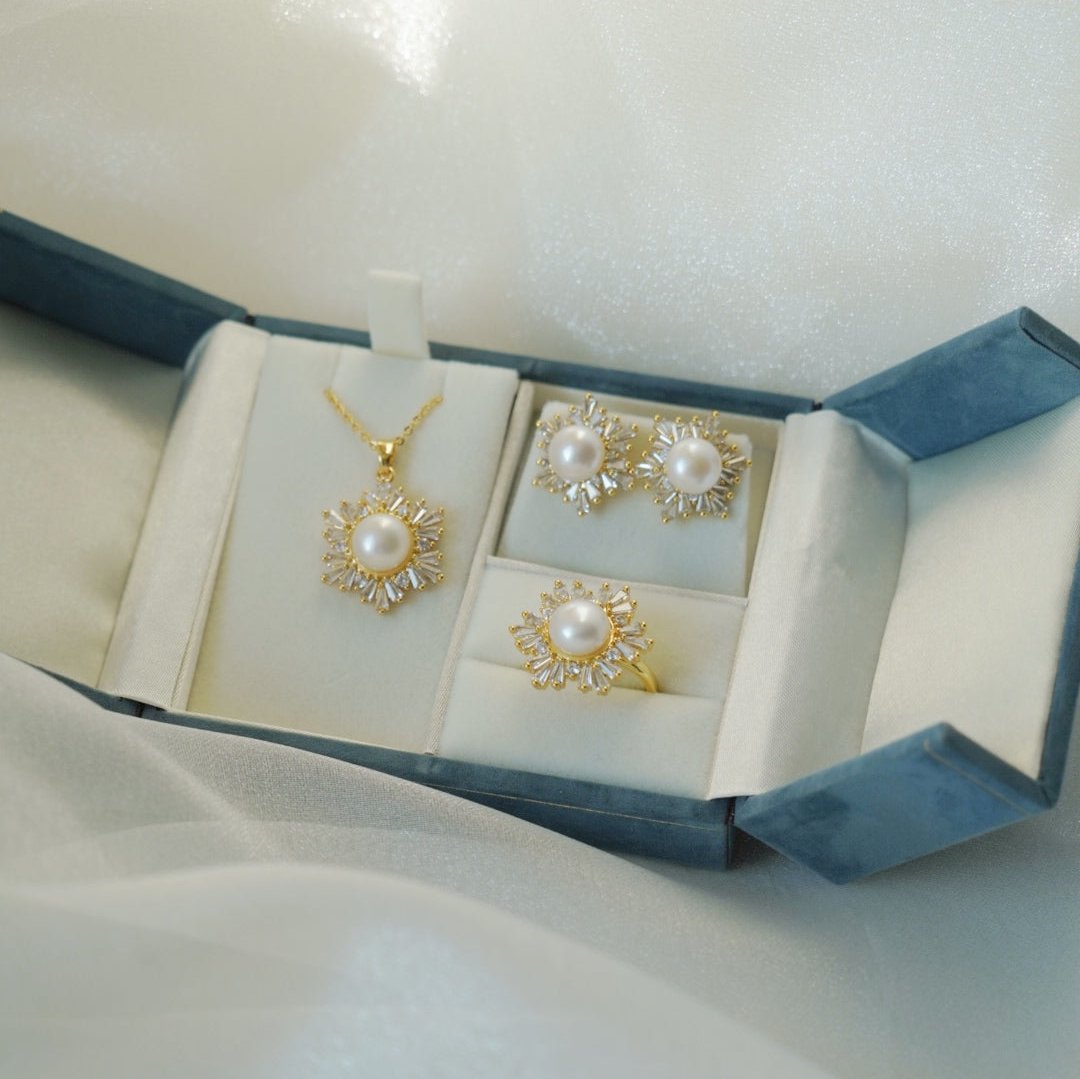 Snowflake Pearl Set