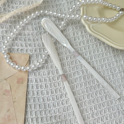 Pink-Tip Shell Stirrer