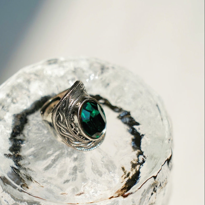 Vintage Green Stone Ring