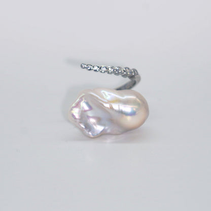 Meteor Baroque Pearl Ring