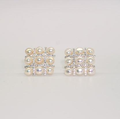 Starry Freshwater Pearl Earring