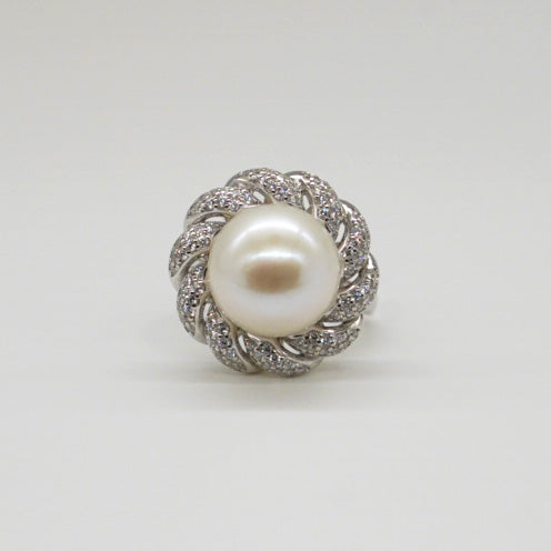 Twist-Flower Freshwater Pearl Ring