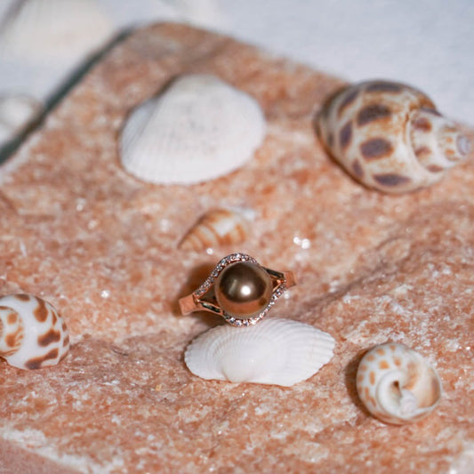 EyeGlow Purple Pearl Ring