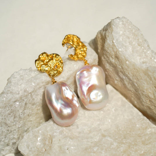 Moonlace Baroque Pearl Earring