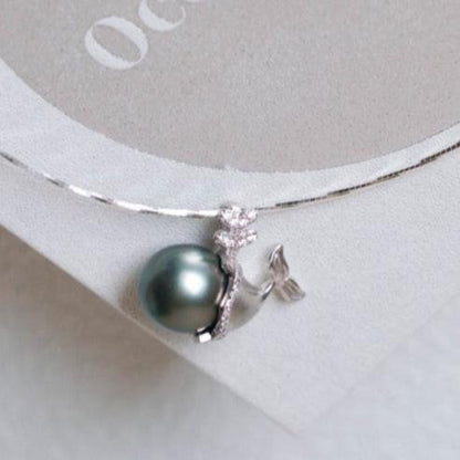 Whale Tahitian Pearl Necklace