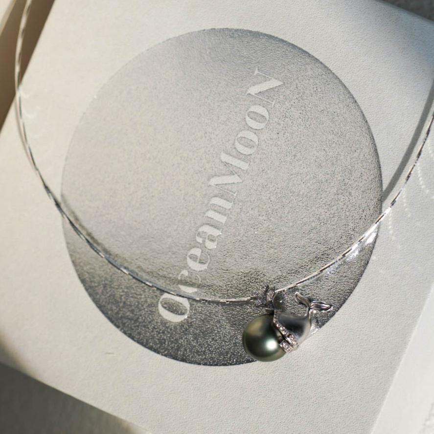 Whale Tahitian Pearl Necklace