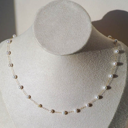 Babysbreath Pearl Necklace