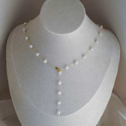 Babysbreath Pearl Necklace