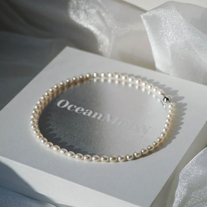 Oval Pearl Necklace