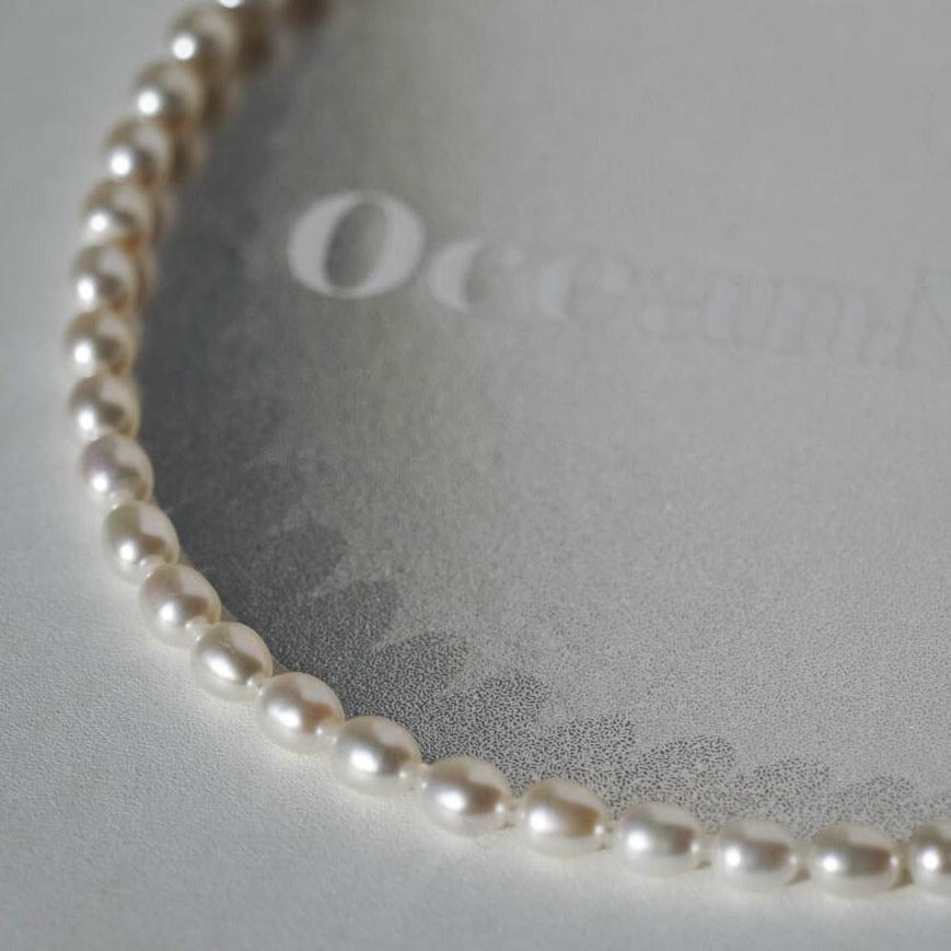 Oval Pearl Necklace