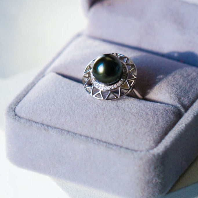 Compass Tahitian Pearl Ring