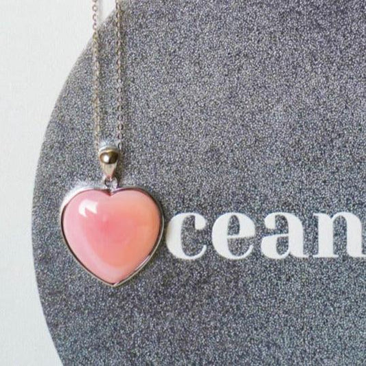 MoonLove Pink Conch Shell Necklace