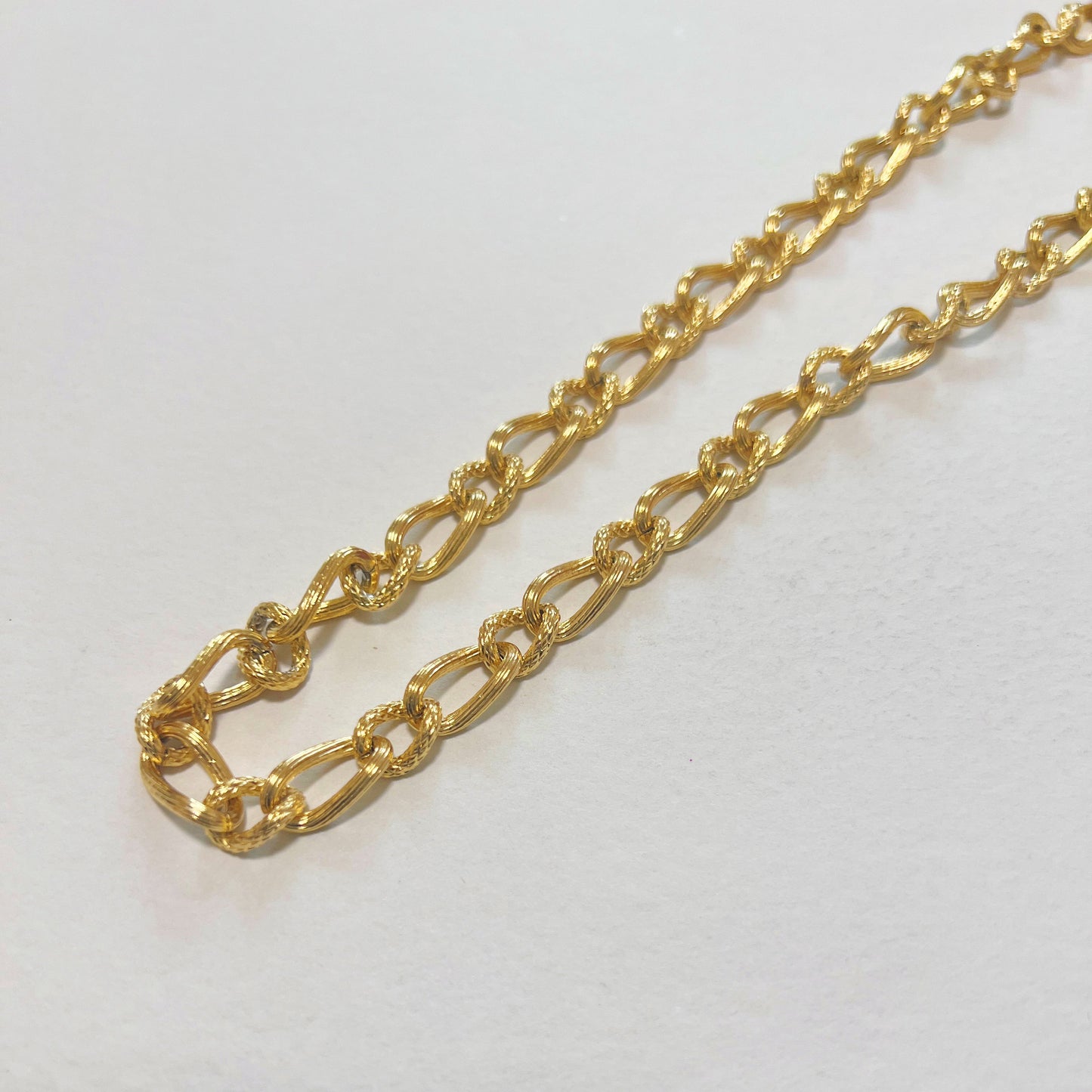 Ella Chain